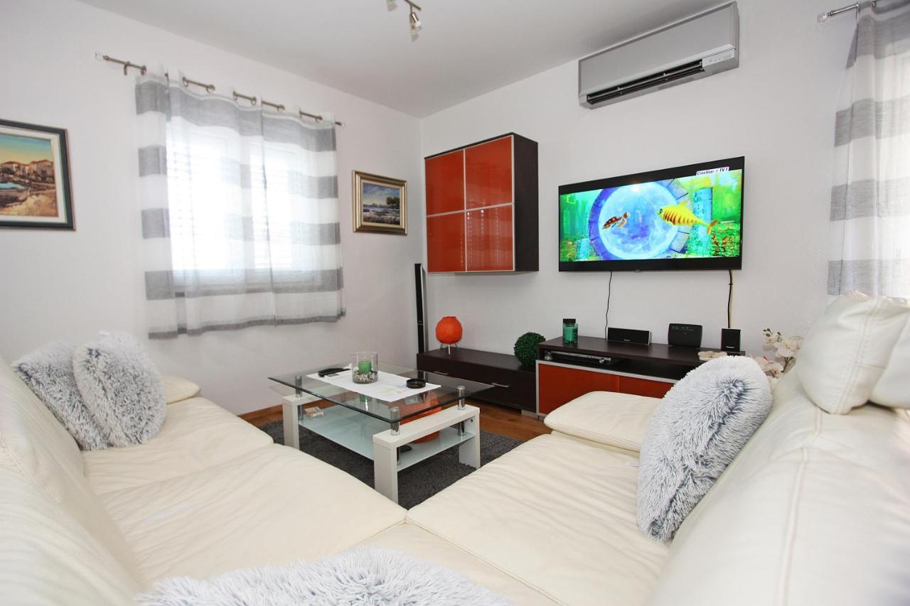 Apartment Petra スペタル エクステリア 写真